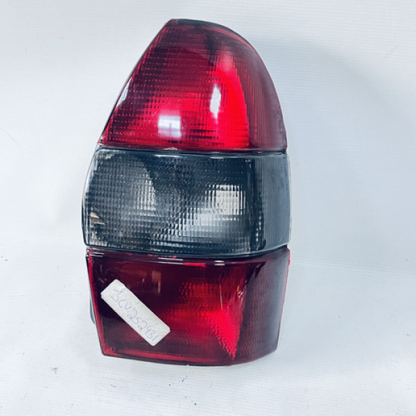 Lanterna Sinaleira Traseira Palio Weekend 97 98 99 2000 Fumê Direito/passageiro Fumê